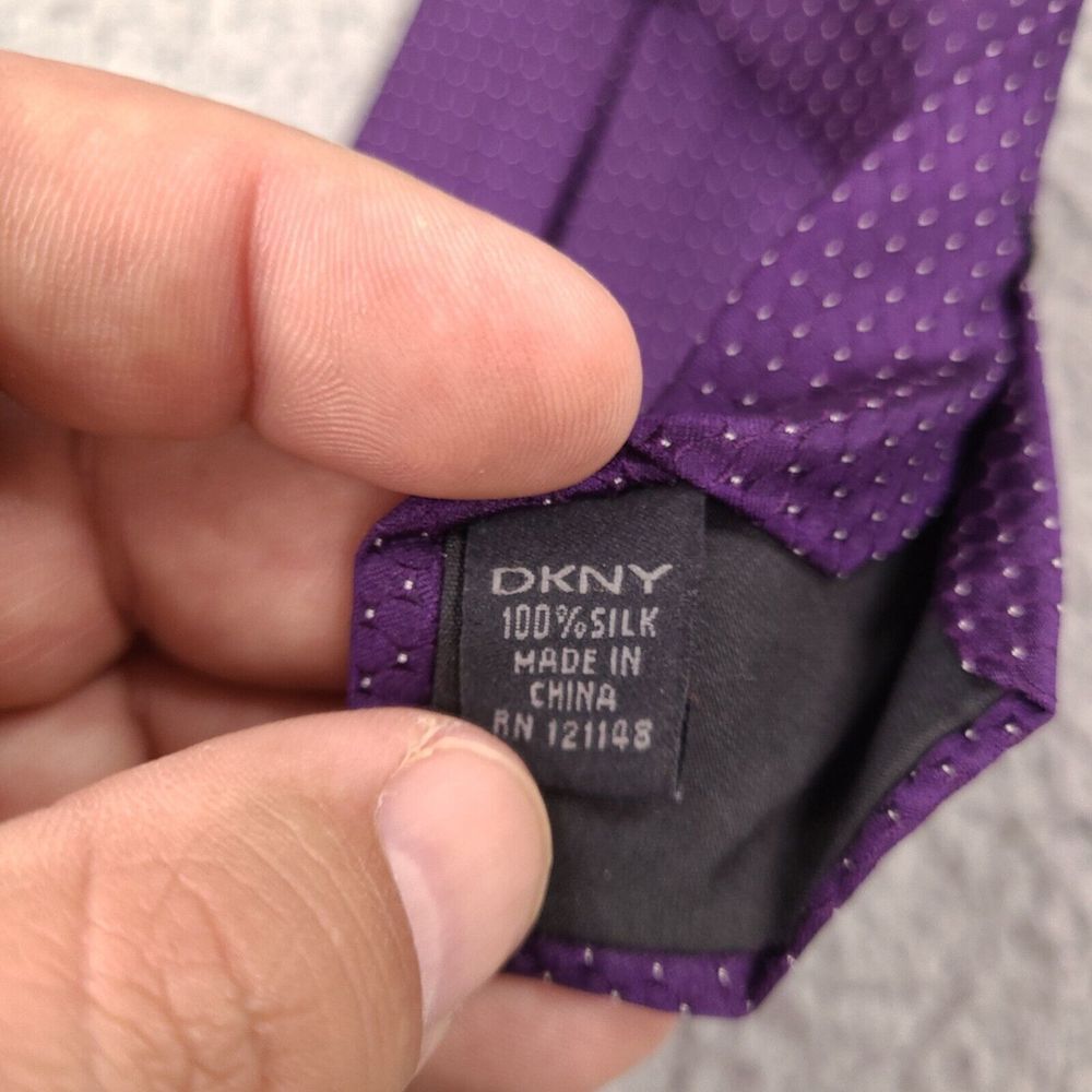 DKNY Tie Necktie Mens Purple Polka Dot Silk - Picture 5 of 6